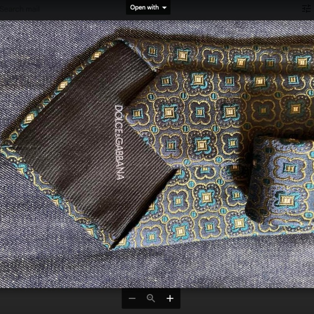 Dolce & Gabanna gray green 100% silk tie made in Italy